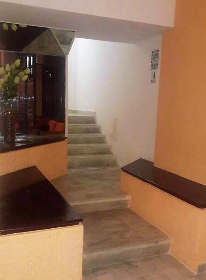 Hotel Versalles Suites Cancún Esterno foto
